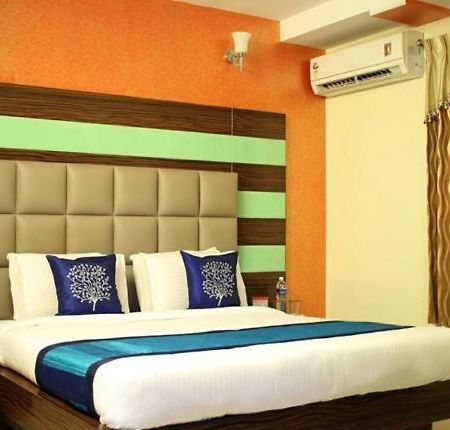 Hotel Seven Hills Inn Tirupati Bagian luar foto